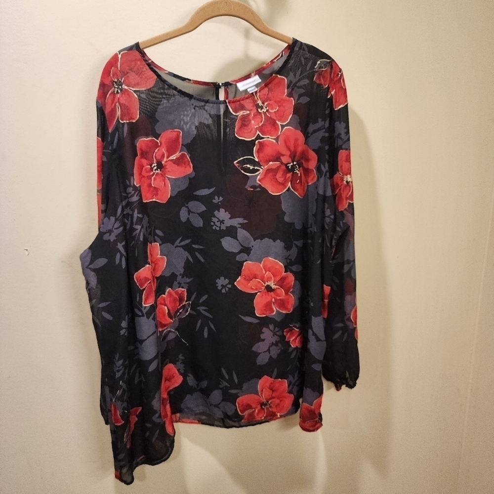 AVENEU lighy Weight plus size red Floral long Sleeves Blouse size 22/24